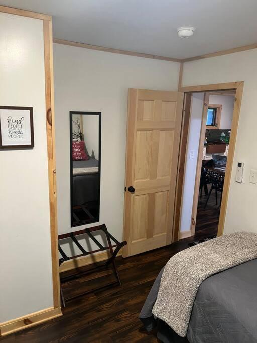 Cabin At The Cove At Watauga Lake Butler Extérieur photo