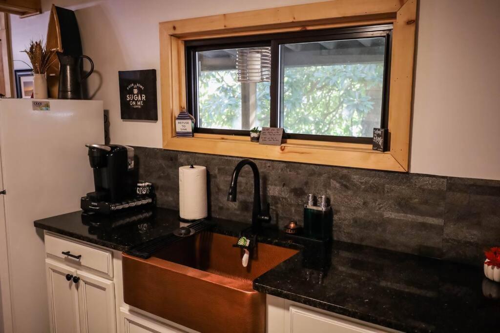 Cabin At The Cove At Watauga Lake Butler Extérieur photo